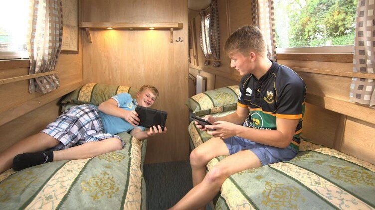 Warbler/Goose, 6-8 personer